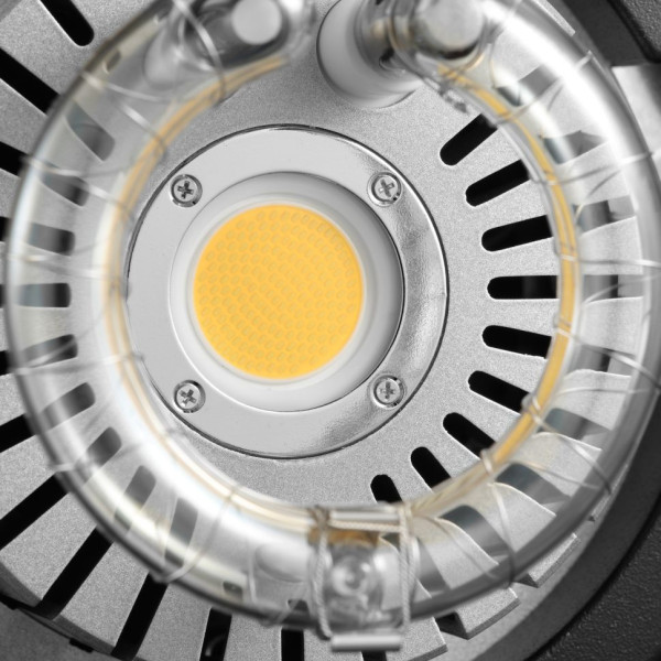 Професійний студійний спалах Godox DPIII600V зі світлодіодною моделюючою лампою