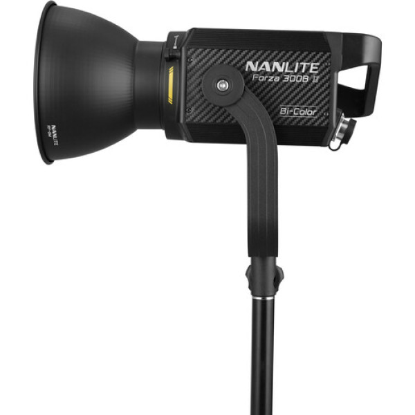Двухцветный светодиодный фонарь Nanlite Forza 300B II