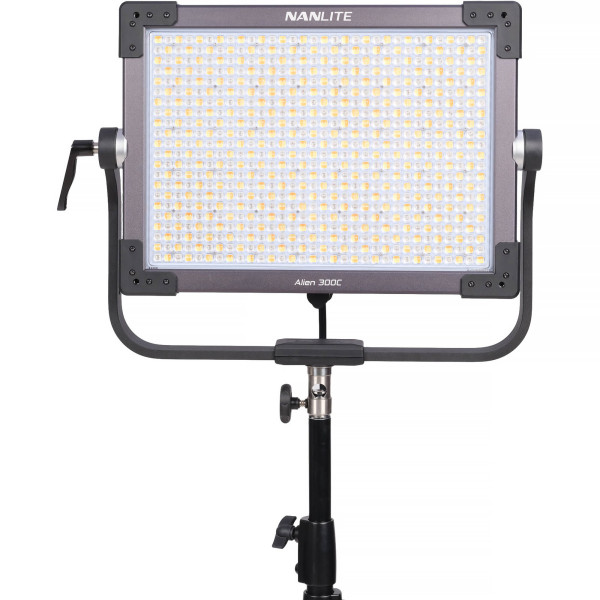 Led світло Nanlite Alien 300C RGB
