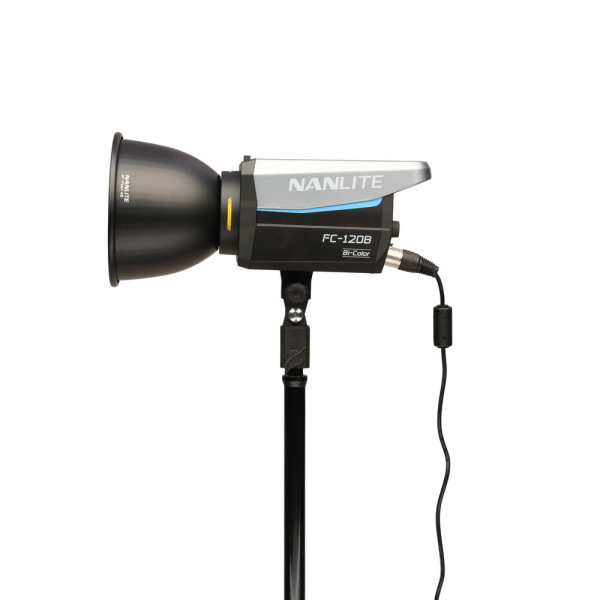 Двухцветный светодиодный прожектор Nanlite FC-120B