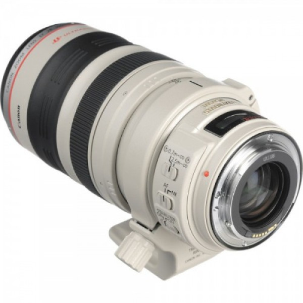 Об'єктив Canon EF 28-300mm f/3.5-5.6L IS USM