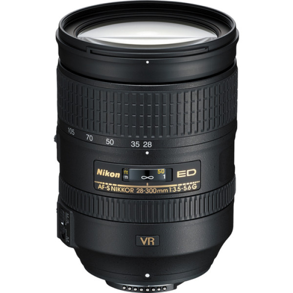 Объектив Nikon 28-300mm f/3.5-5.6G ED AF-S VR