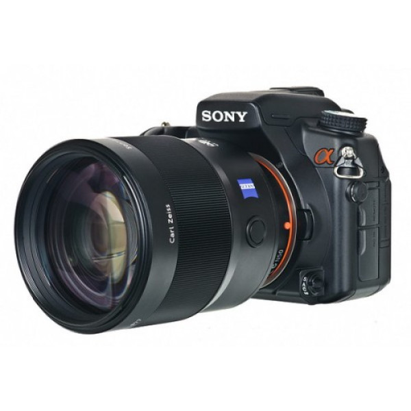 Объектив Sony 135mm, f/1.8 Carl Zeiss