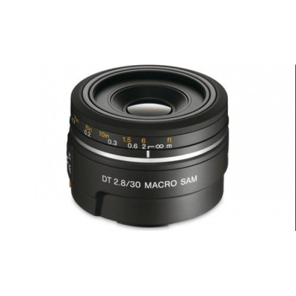 Объектив Sony 30mm f/2.8 SAM