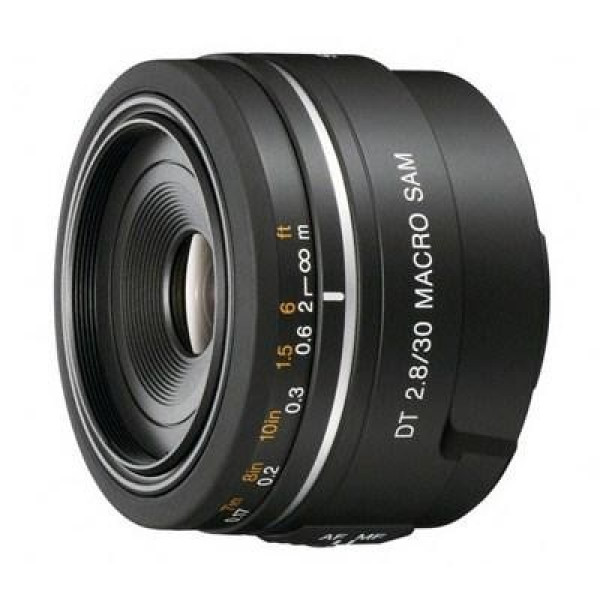 Объектив Sony 30mm f/2.8 SAM