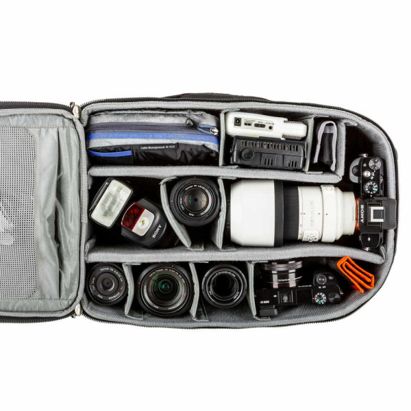 Рюкзак Think Tank Airport Essentials + Чохол Think Tank Travel Pouch - Small