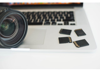 Зникли фотографії з картки пам'яті: що робити та як відновити файли