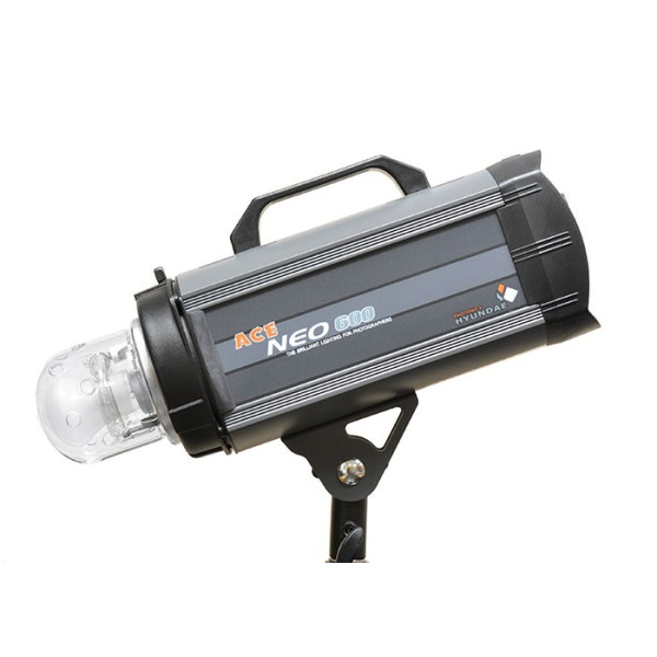 Студійний спалах Hyundae Photonics Neo Plus 600