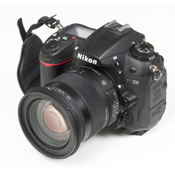 Об'єктив Sigma AF 17-70/2.8-4 DC MACRO OS HSM Contemp Nikon