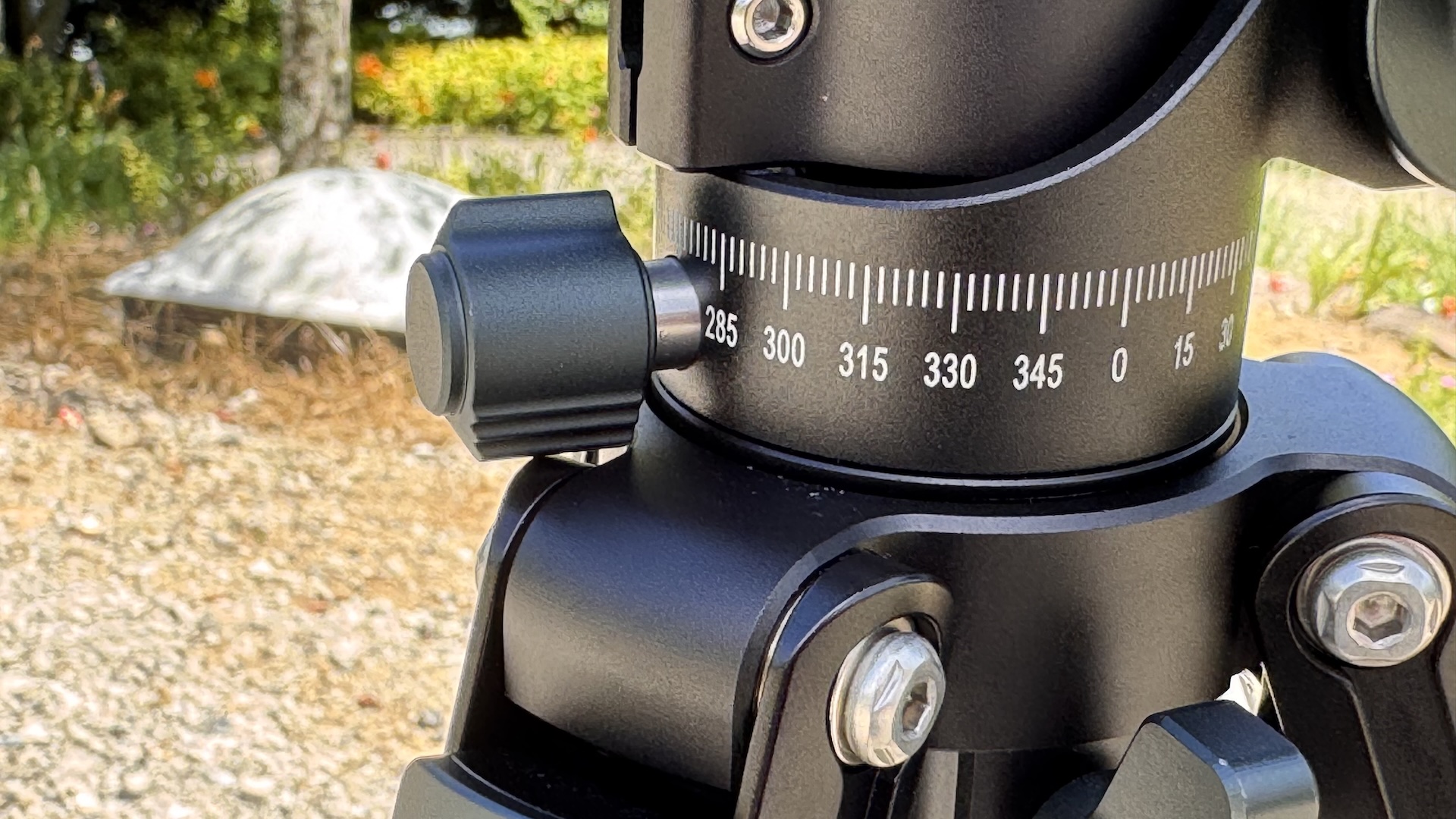 Sony FX2 and BLAZAR Mantis lens